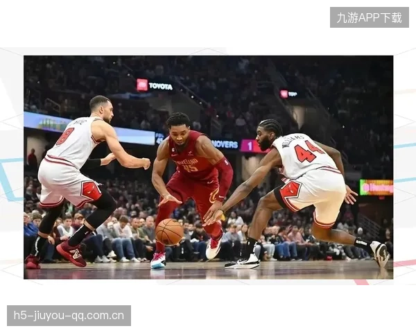 米切尔46分飙疯了！骑士主场19分大逆转公牛